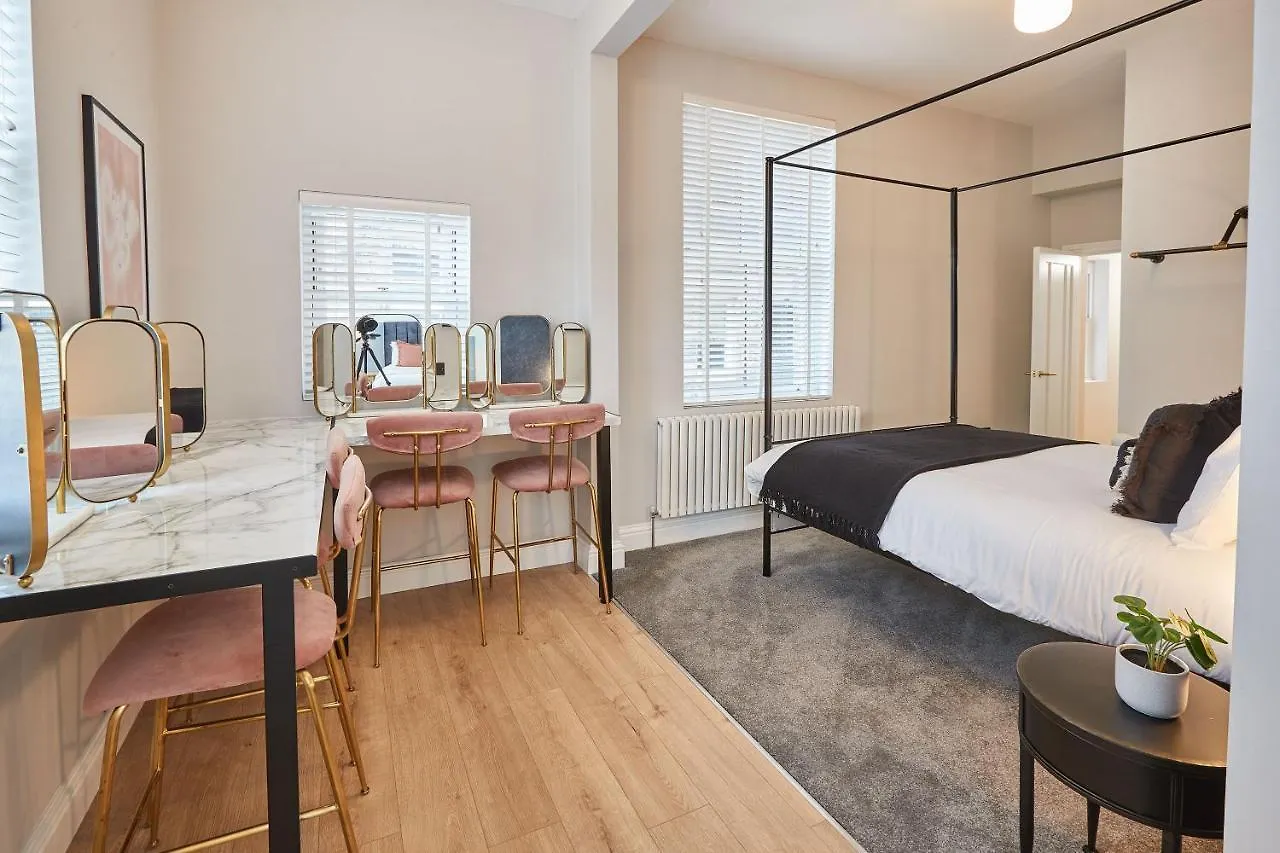 Host & Stay - Parkside Villa Harrogate
